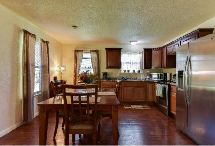 Bed and Breakfast Austin Escape Cedar Creek Exterior foto